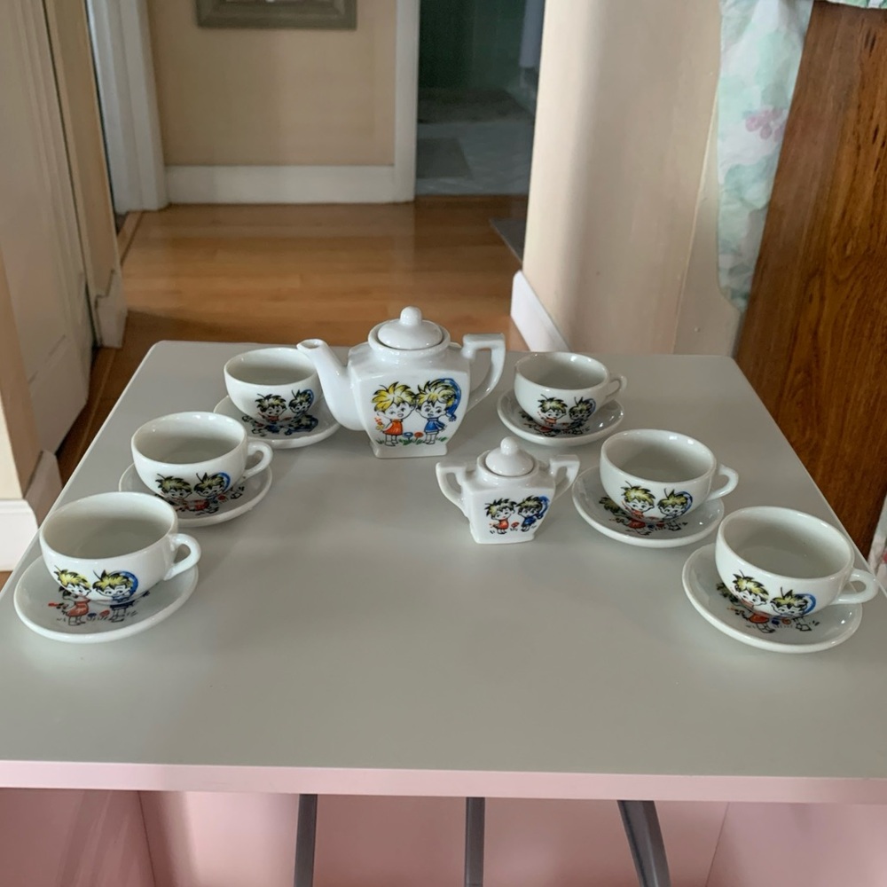 Vintage Japan Miniature Tea Cup Set Boy Girl Farm 16 Pieces Pre-owned
